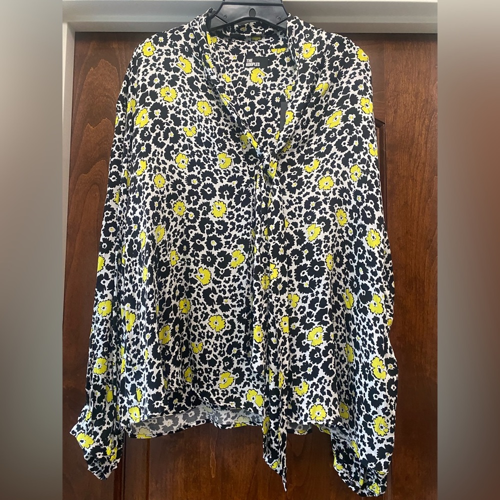 The Kooples Womens Tie Neck Blouse in Black Yellow Floral Sz 8 Fr 3